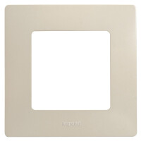 Рамка Legrand Etika 672511