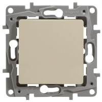 Переключатель Legrand Etika 672305