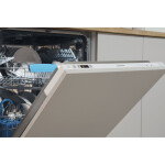 Встраиваемая посудомоечная машина Indesit DIF 16T1 A EU