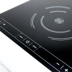 Настольная плита Ginzzu HCI-222