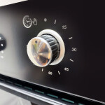 Встраиваемый электрический духовой шкаф Ginzzu HOE-152