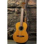 Классическая гитара Perez 610 Cedar