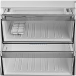 Холодильник Grundig GKPN66830FW