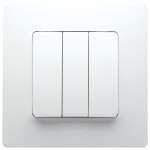 Выключатель Legrand Etika 672213