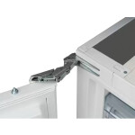 Встраиваемая морозильная камера Schaub Lorenz SL FE226WE