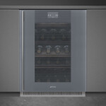 Встраиваемый винный шкаф Smeg CVI138RWS2