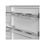 Холодильник Grundig GKPN669307FW