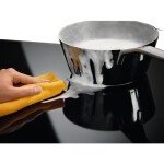 Электрическая плита Zanussi ZCV 9553H1 W