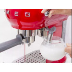 Кофемашина Smeg ECF01RDEU