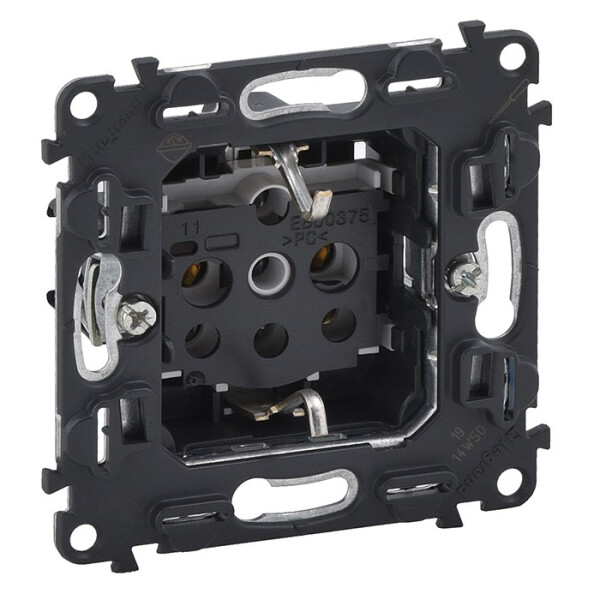 Розетка Legrand Valena IN'Matic 753025