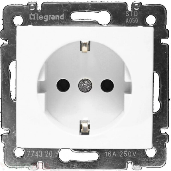 Розетка Legrand Valena 774420