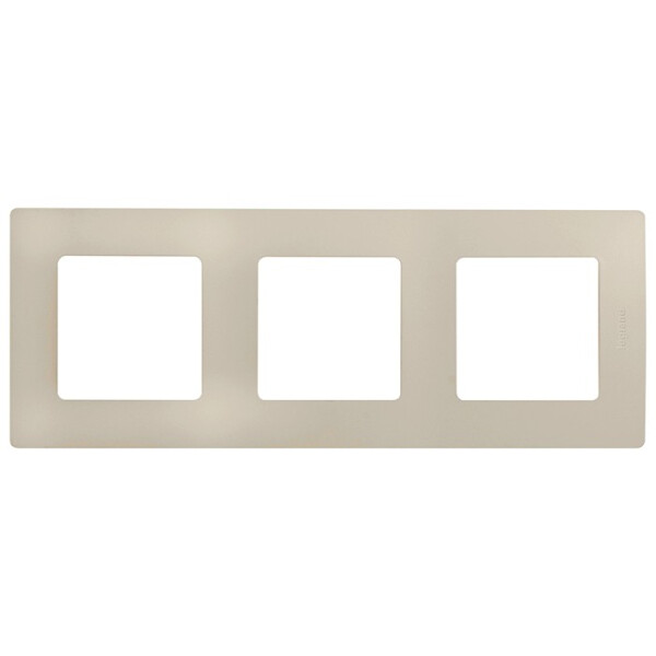 Рамка Legrand Etika 672513